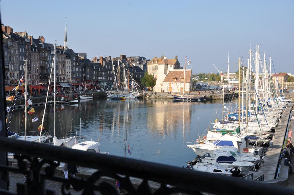 Hotel La Poupardoise Honfleur Zimmer foto