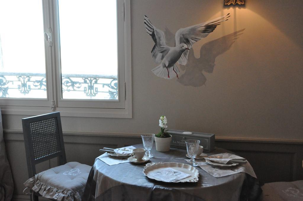 Hotel La Poupardoise Honfleur Zimmer foto